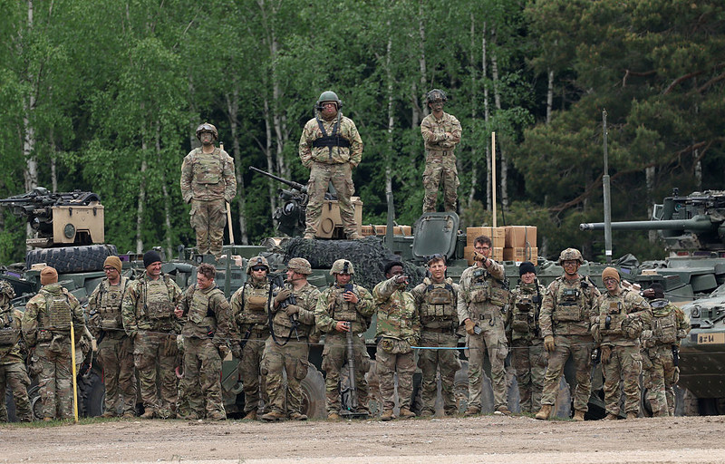 Pentagon potwierdził decyzję o zmniejszeniu liczby wojsk amerykańskich w Europie