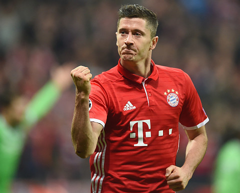 Lewandowski for the second time in the eleventh "Kicker"