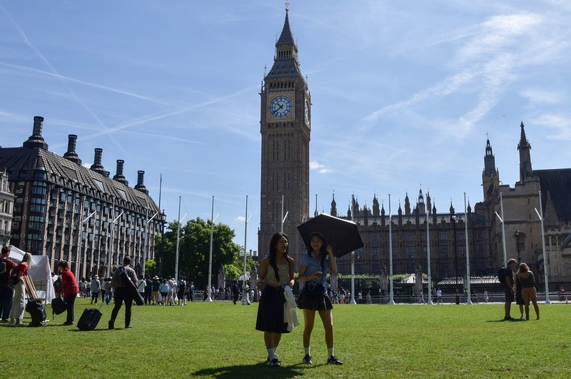 Londyn jest dziś gorętszy niż Ibiza, ale upały w UK dobiegają końca