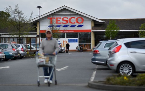 Woman boycotts Tesco because staff are too friendly