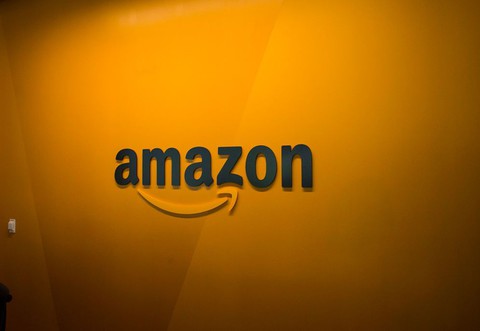 Amazon ma zapłacić 250 mln euro podatku