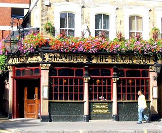 Pub w Londynie sprzedany za 27 mln funtów