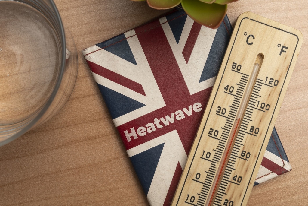 Bursztynowe alerty w Anglii: temperatury mogą wzrosnąć do 34°C