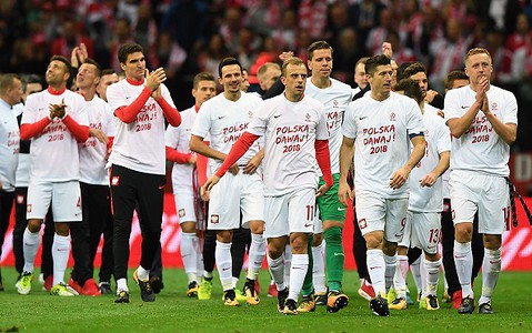 Polscy piłkarze podziękowali kibicom na PGE Narodowym