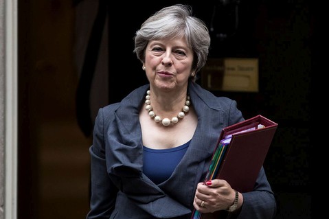 Brexit: May offers more assurances to EU nationals