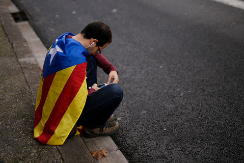 Rząd Katalonii zagłosował za ogłoszeniem niepodległości