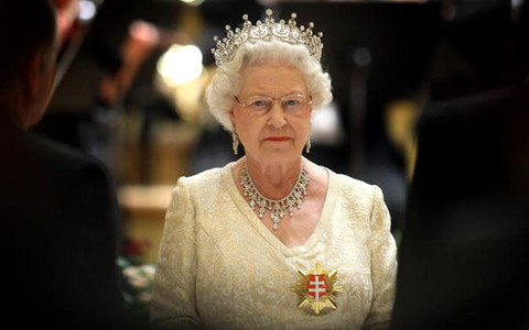 USB stick with files about Heathrow and Queen's security found in the street