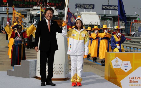 Olympic flame lands in South Korea for 2018 Winter Games