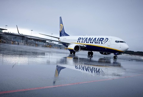 Rośnie liczba pasażerów Ryanaira pomimo odwołanych lotów