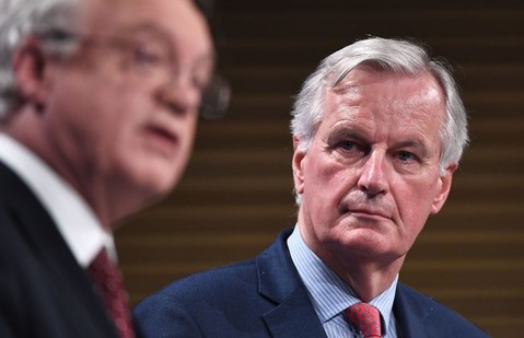 Barnier chce szybkiego wyjaśnienia kwestii finansowych ws. Brexitu