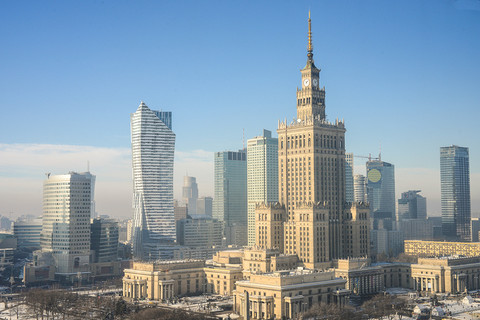 "FT": Poland is attractive for business but missing the EU opportunities