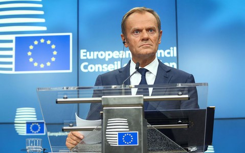 Tusk potwierdza, że w grudniu odbędzie się szczyt strefy euro