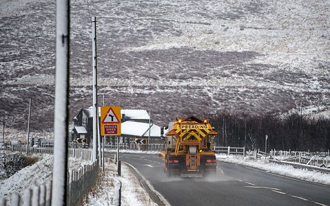 Alert pogodowy w Irlandii: Spodziewane oblodzenia i śnieg