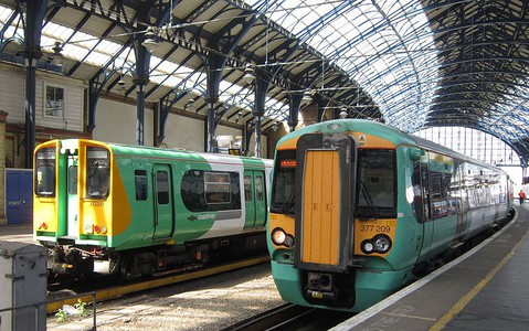 Londyn: Mróz spowodował chaos na kolei 