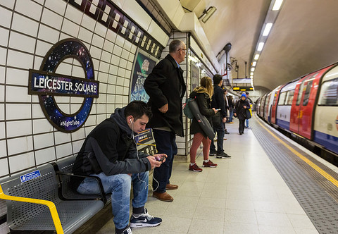 Londyńskie metro już niedługo z internetem 4G