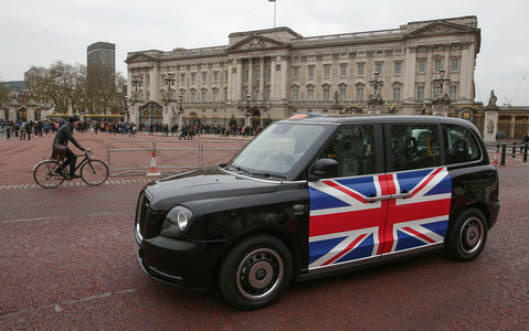 Taksówki elektryczne wyjechały na ulice Londynu