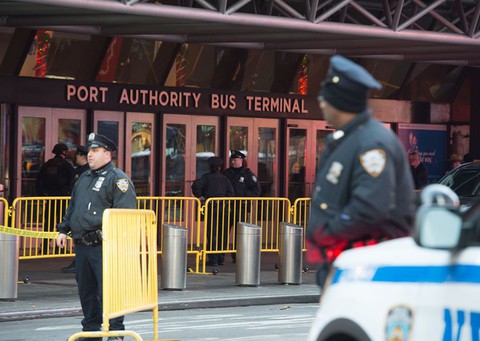 New York explosion at Manhattan bus terminal