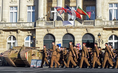 "FT": Wielka Brytania napotyka na granice swej potęgi militarnej
