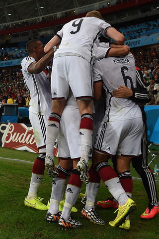 Niemcy w ćwierćfinale po pokonaniu Algierii
