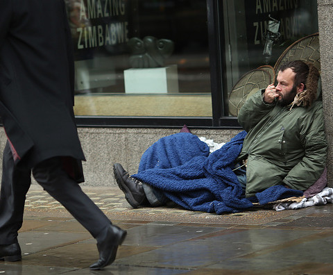 Deporting EU rough sleepers from UK unlawful, High Court rules
