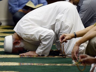 Muzułmanie coraz bardziej obawiają się terroryzmu