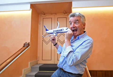 Ryanair zapowiada pierwszy w historii mityng ze związkami zawodowymi