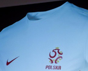 Rząd chce, by orzełek powrócił na koszulki polskiej reprezentacji