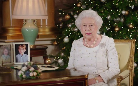 Queen's message pays tribute to London and Manchester