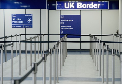 Ochotnicy będą pracować na brytyjskich granicach? Kontrowersyjny plan MSW