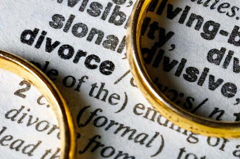 "Rozwód" - hasło najczęściej wpisywane w wyszukiwarki w styczniu