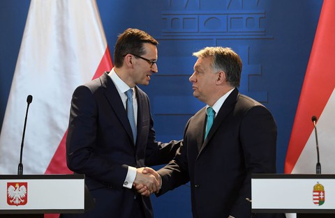 Morawiecki i Orban przeciw polityce migracyjnej UE