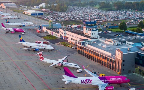Lotnisko Katowice obsłużyło w 2017 r. 3,9 mln pasażerów