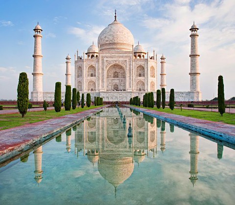 Indie ograniczą liczbę krajowych turystów wpuszczanych do Tadź Mahal