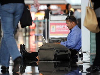 Chopin Airport launches free wireless Internet for passengers