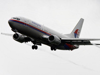 Linie Malaysia Airlines zwalniają ponad jedną trzecią personelu