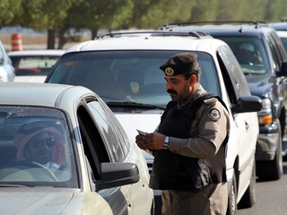 Saudi Arabia arrests 88 men for 'plotting attacks'