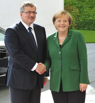 Merkel: Niemcy ponoszą "nieustanną odpowiedzialność" za historię