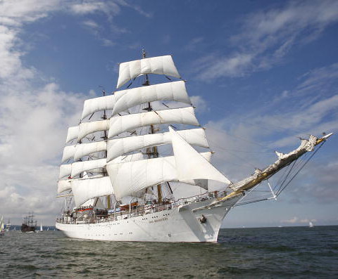 "Dar Młodzieży" is undergoing refurbishment before a cruise around the world