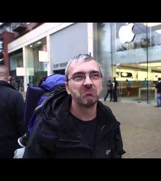 Man says he stood 44 hours in iPhone 6 line to win back wife