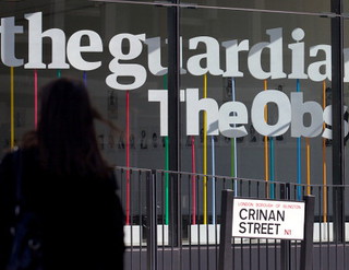 'Guardian': opublikowaliśmy 1 proc. tego, co ujawnił Snowden