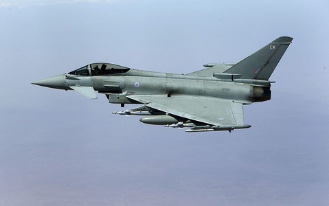 Wielka Brytania podrywa myśliwce, by przechwycić rosyjskie samoloty