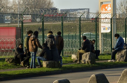 France: We will accept refugees, but we will limit the influx of immigrants