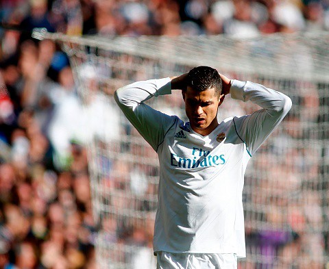 Dissatisfied Ronaldo wants to return to "ManU"