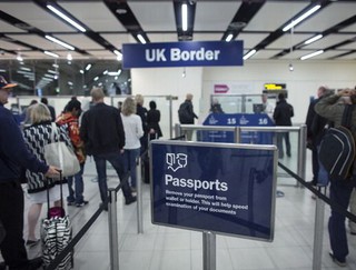 "Wielka Brytania nie powinna się zamykać na imigrantów"
