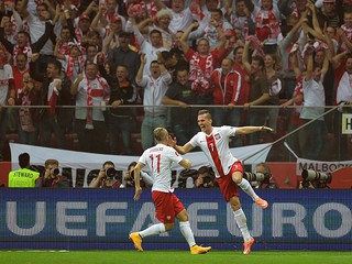 Germany humbled by Poland in Euro 2016 qualification