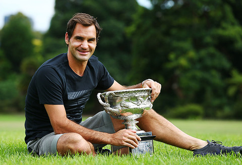 "Federer - second golden era, tennis monument"