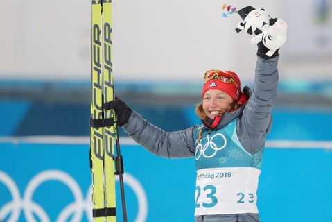 Winter Olympics 2018: Laura Dahlmeier wins biathlon 7.5km sprint to claim first Olympic medal