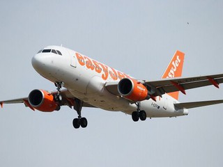 Captain asks passengers to volunteer to get off easyJet plane that was 'too HEAVY to fly' 