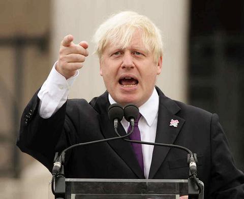Johnson: 'Trzeba polować na lisy w Londynie!'