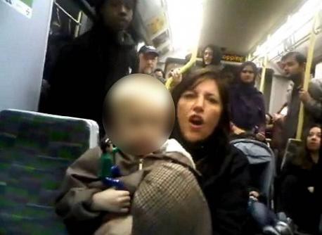 Rasistka z pociągu cierpiała na 'problemy psychicznie' 